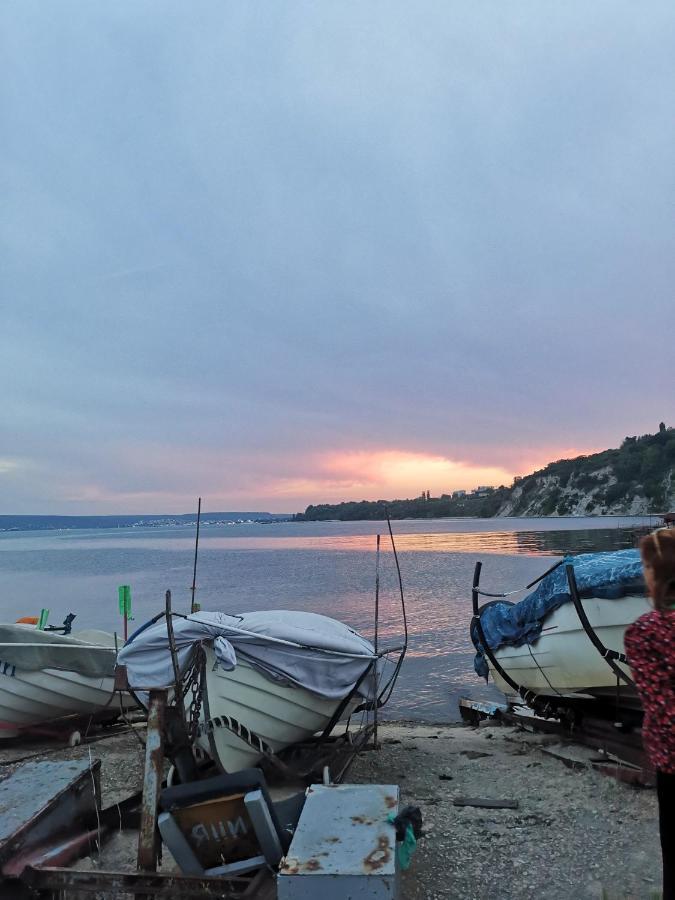 Luxury Apartment Amalfi 300 M From The Beach Varna Eksteriør billede